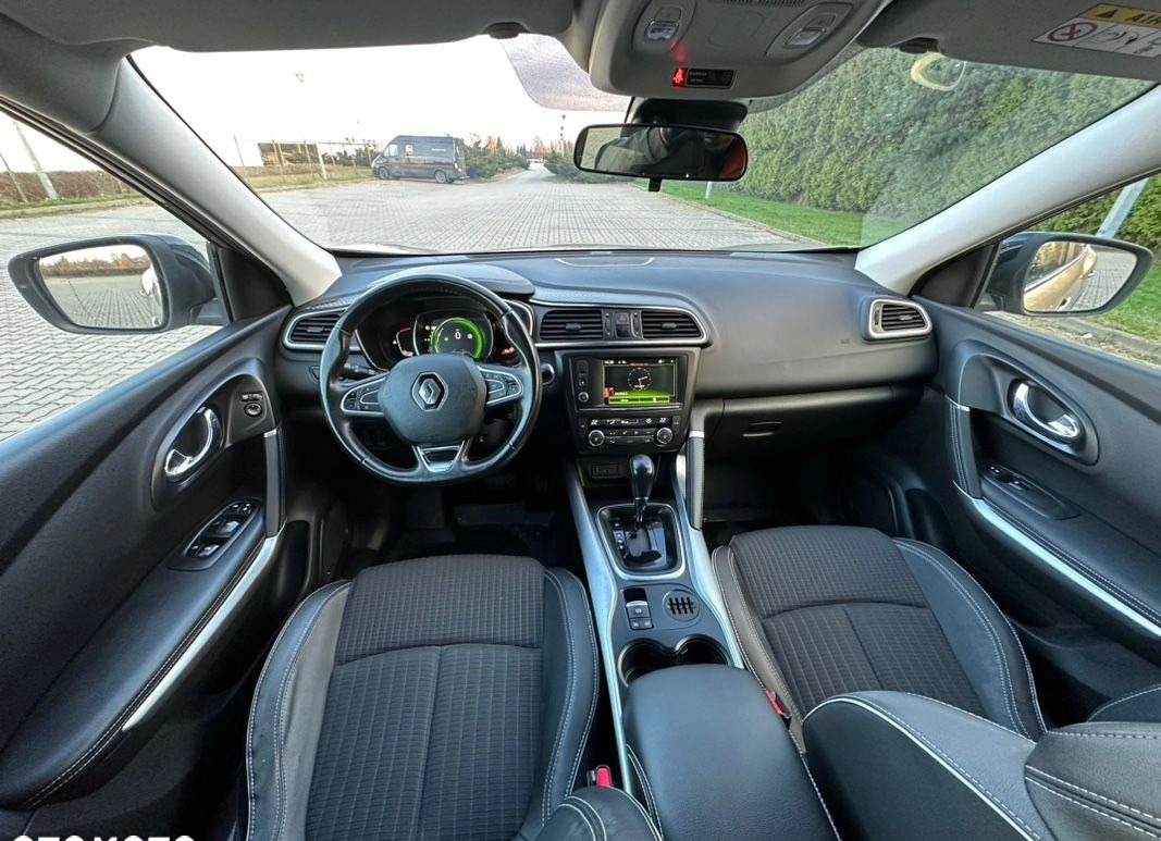 Renault Kadjar cena 59989 przebieg: 137070, rok produkcji 2016 z Piaseczno małe 781